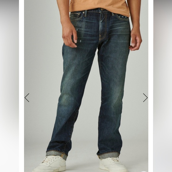 NWOT Men’s Lucky Brand Jeans 363 distressed Vintage Straight Yellowstone 30x32 - Picture 4 of 15